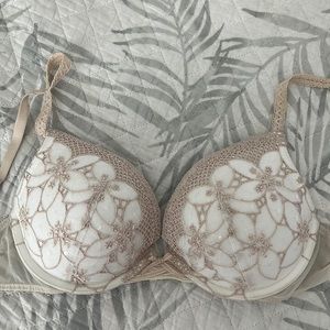 VS Push up bra